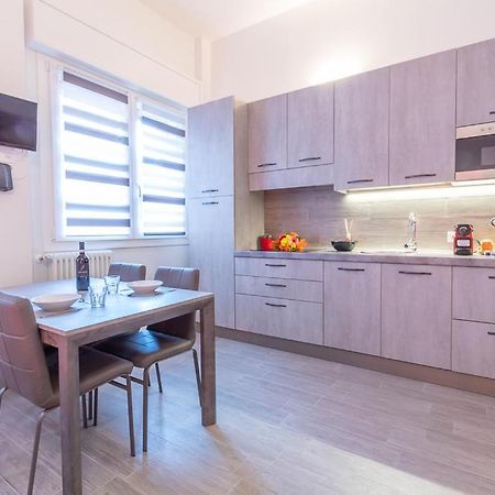 Realkasa Azzarita Flat Apartment Bologna Exterior foto