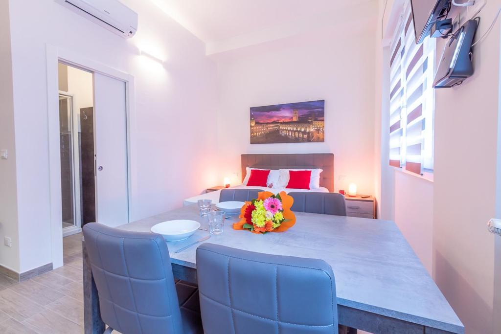 Realkasa Azzarita Flat Apartment Bologna Exterior foto